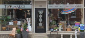 Topiaries - Hermann Missouri Shopping