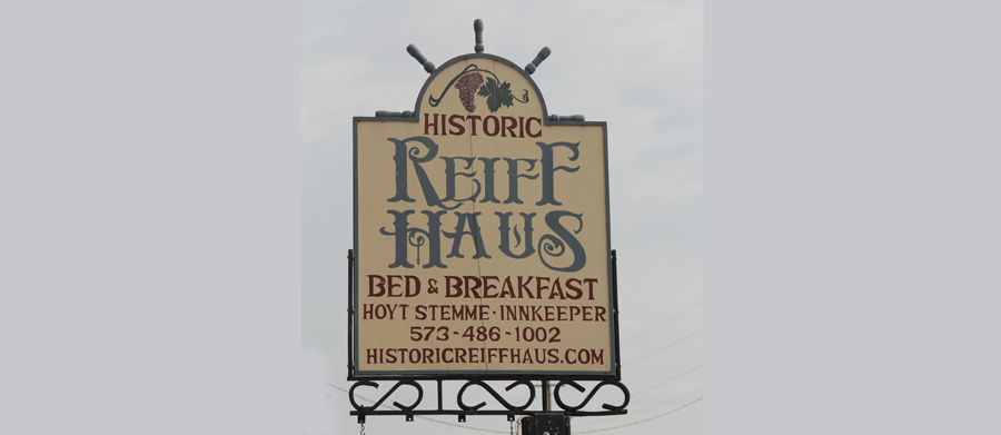 Hermann Missouri Lodging - Historic Reiff Haus Sign