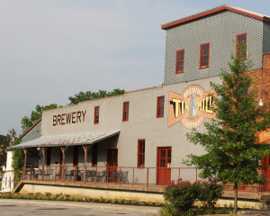 Hermann Missouri - Tin Mill Brewery Side
