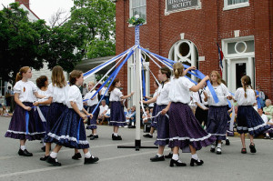 Hermann Missouri Festivals - Maifest